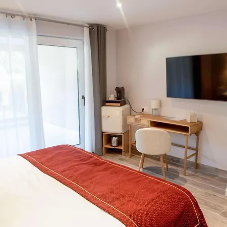 Domaine Ribiera, 5 Etoiles, & Golf - Forcalquier Hotel